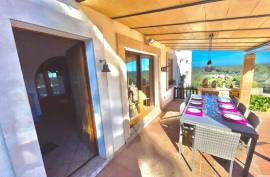 RUSTIC PROPERTY WITH TOURIST LICENSE IN CALA MURADA, MALLORCA