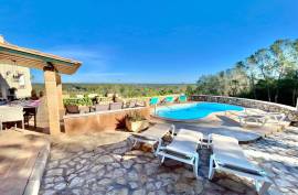 RUSTIC PROPERTY WITH TOURIST LICENSE IN CALA MURADA, MALLORCA