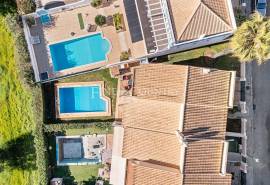 Vilamoura – Semi-detached 3-bedroom villa with swimming pool