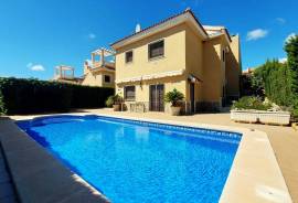 5 Bedrooms - Villa - Alicante - For Sale - CQ001