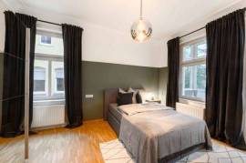 SHARED FLAT: Wonderful and spacious suite with nice city view, Stuttgart