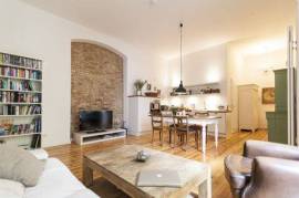 Berlin-Prenzlauer Berg: Loft mit großem Balkon und zwei Schlafzimmern