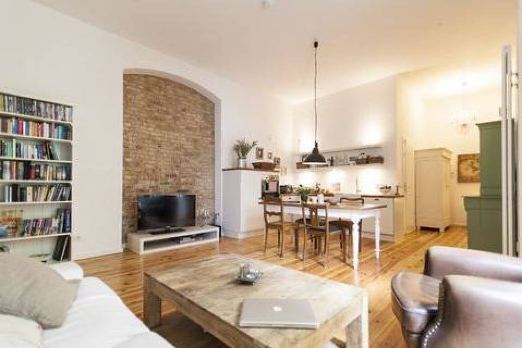 Berlin-Prenzlauer Berg: Loft mit großem Balkon und zwei Schlafzimmern