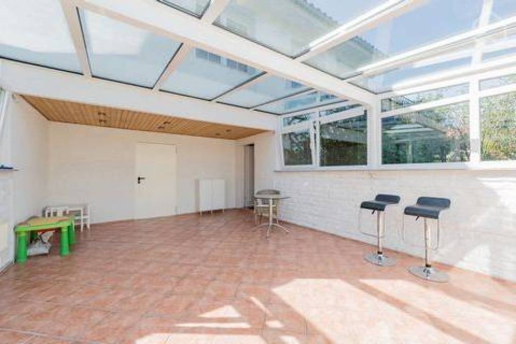 Spacious semi-detached house with a private garden in Berlin Pankow - Niederschoenhausen
