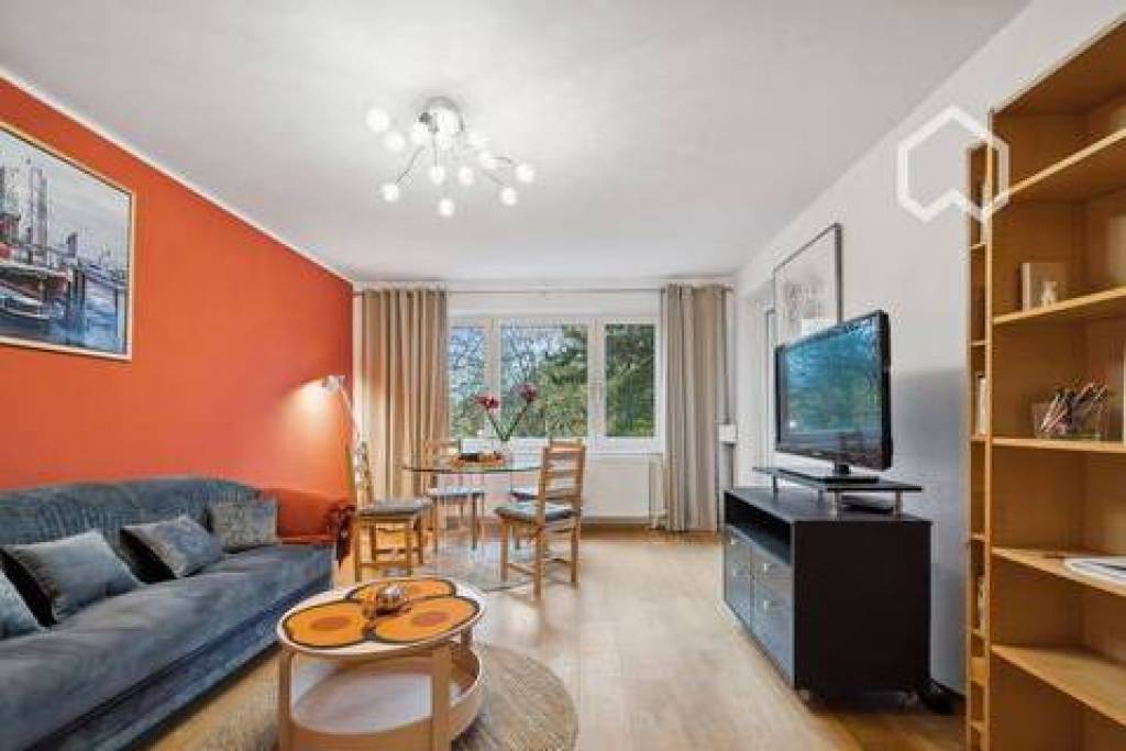 Exclusive furniture 3 room apartment, southwest balcony, Groß Flottbek