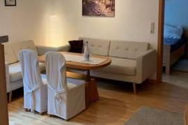 Apartment close to the center + free parking