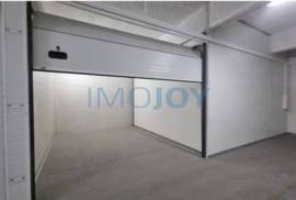 Excellent Warehouse for Rent in Loures