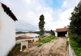 House with land for sale in Marmelete - Monchique