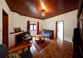 House with land for sale in Marmelete - Monchique