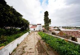 House with land for sale in Marmelete - Monchique