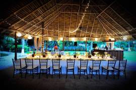 Beachfront Hotel - Rare Titled Land with Business For Sale: Titled Beachfront Hotel For Sale