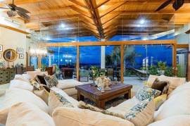 Villa Dos Playas: The Most Epic Ocean Views Along the Coast!