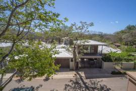 Casa Bromelia: At Tamarindo Park Elegant Fully Furnished Home with Mountain Views!