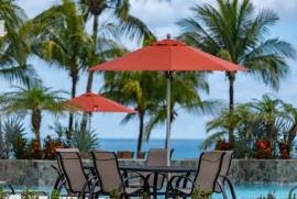 Lot 10 Prime Beachfront: Playa Blanca Beach Club