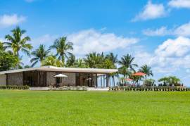 Lot 10 Prime Beachfront: Playa Blanca Beach Club