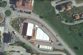 Loja / Estabelecimento Comercial em Vila Real de 1136,00 m²