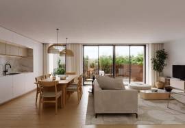 NEW - 2 bedroom apartment in Paranhos with terrace and garden