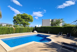 Impressive villa near the sea in L'Ametlla de Mar (Costa Dorada)