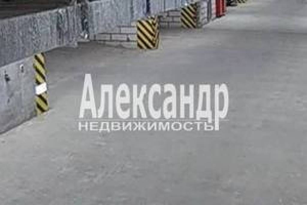 В продаже машино -место
