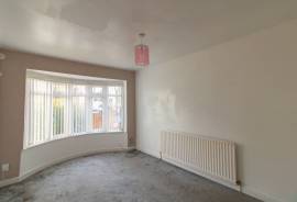 4 bedroom, Detached bungalow for sale