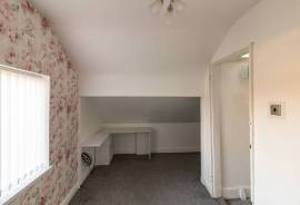4 bedroom, Detached bungalow for sale