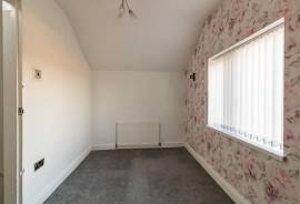 4 bedroom, Detached bungalow for sale