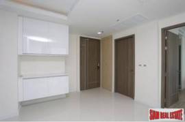 Penthouse in Bangsaray Beachfront Condominium with Direct Seaview- Pattaya