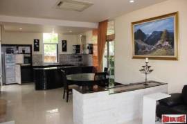 Pool Villa near the beach for Sale in Na Jomtien Pattaya