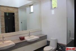 Pool Villa near the beach for Sale in Na Jomtien Pattaya
