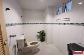Three Storey Three Bedroom Townhouse for Sale in a Quiet Sukhumvit 39.
