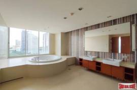 Luxury Beachfront condos for Sale in Naklua, Pattaya - Penthouse - Four Bedroom