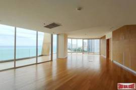Luxury Beachfront condos for Sale in Naklua, Pattaya - Penthouse - Four Bedroom