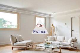 Apartment with Lovely Open View