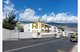 2 bedroom penthouse with patio