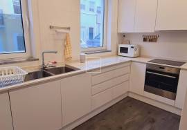 New build house, 3 bedrooms, 295m2, garden 40m2, Belem, Lisbon New build house, 3 bedrooms, 295m2, garden 40m2, Belem, Lisbon