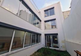New build house, 3 bedrooms, 295m2, garden 40m2, Belem, Lisbon New build house, 3 bedrooms, 295m2, garden 40m2, Belem, Lisbon