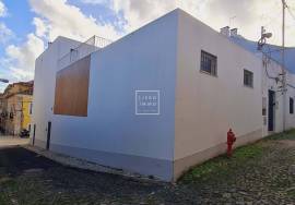 New build house, 3 bedrooms, 295m2, garden 40m2, Belem, Lisbon New build house, 3 bedrooms, 295m2, garden 40m2, Belem, Lisbon