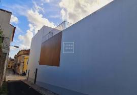 New build house, 3 bedrooms, 295m2, garden 40m2, Belem, Lisbon New build house, 3 bedrooms, 295m2, garden 40m2, Belem, Lisbon