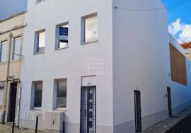 New build house, 3 bedrooms, 295m2, garden 40m2, Belem, Lisbon