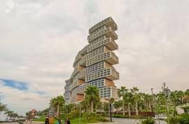 Luxury 3 Bed Apartment For Sale in Palm Beach Tower 2