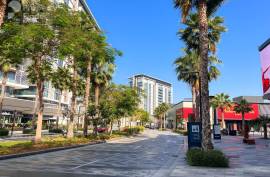Luxury 2 Bed Apartment For Sale in Bluewaters Bay