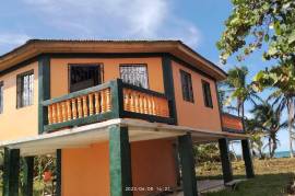 Luxury 2 Bed Beach House For Sale in False Bluff