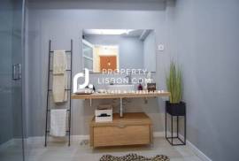 110sqm T2 Renovated And Furnished Perfect Lisbon Investment Property