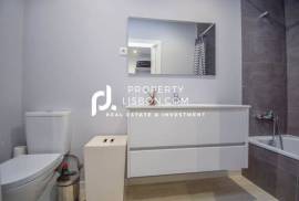 110sqm T2 Renovated And Furnished Perfect Lisbon Investment Property