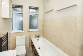 3 bedroom, Bungalow for sale