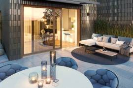 Ready to move in! Luxury penthouse with 4 bedrooms and roof terrace in Friedrichshain