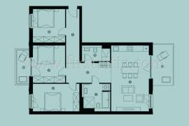 Light flooded 4-room Penthouse with double exposure next to Mercedes-Benz Arena