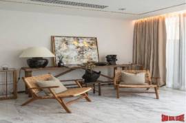 Malton Private Residence Sukhumvit 31 - Luxurious 4 Bedrooms, and 2 Bathrooms Unit with Abundant Natural Light in Phrom Phong