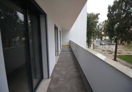 New 4 bedroom apartment with generous areas, balconies and barbecue