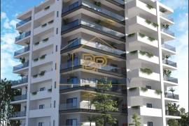 New 4 bedroom apartment with generous areas, balconies and barbecue